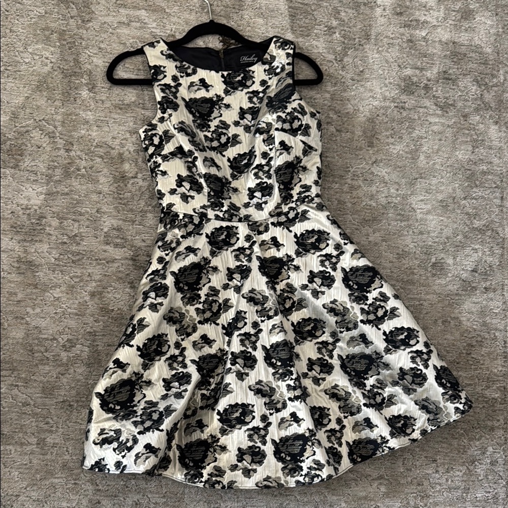 Adrianna Papell Black and White Pleated Halter Mini Dress